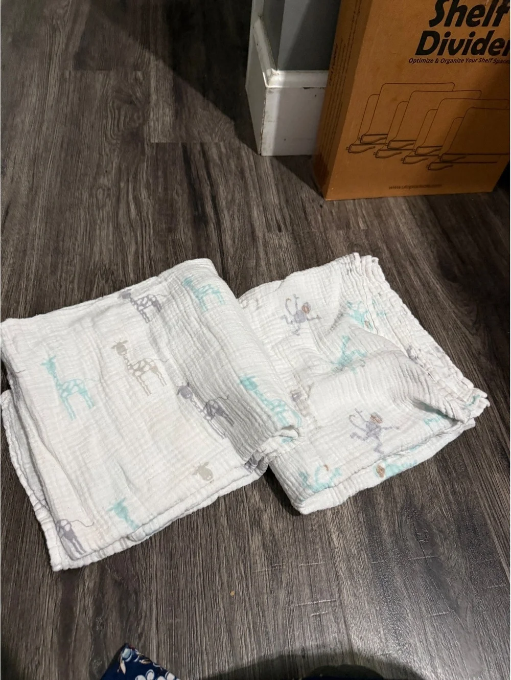 Baby muslin blanket lot of 2 jungle theme giraffes monkey